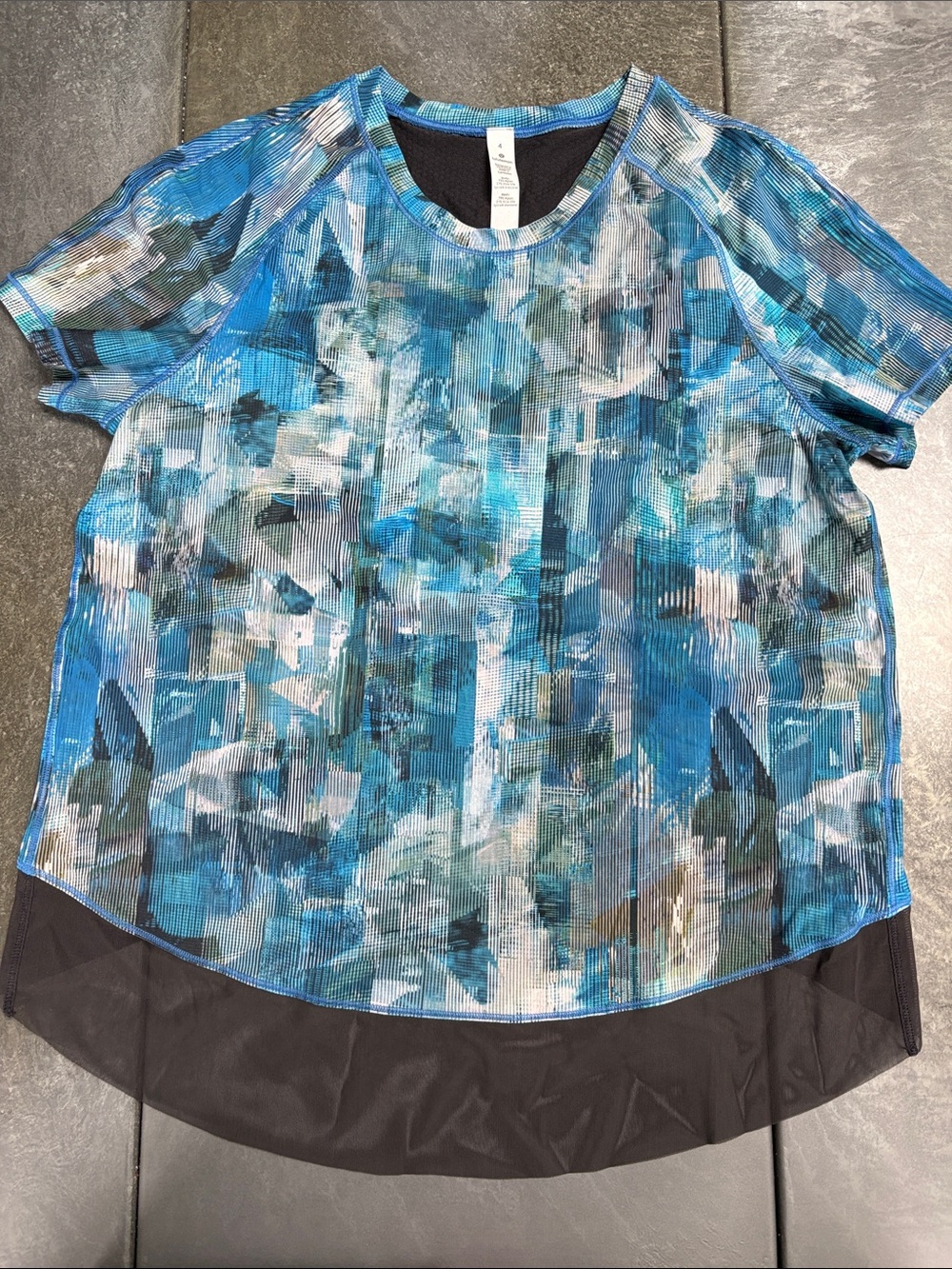 lululemon athletica Blue Multitone Pattern Short Sleeve Tee with Black Mesh Hem